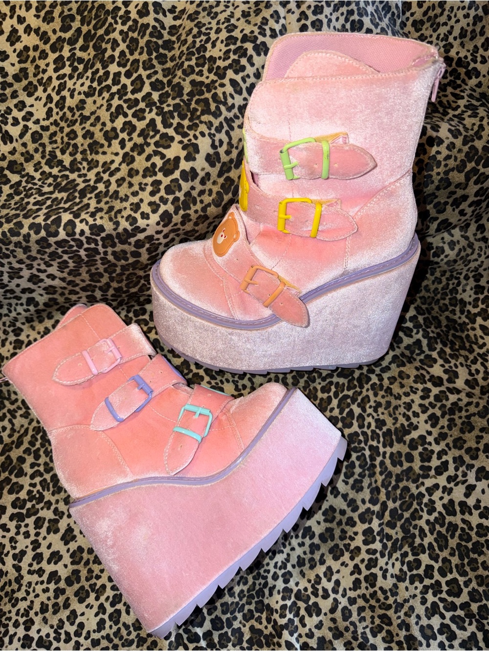 CARE BEARS PINK DUNE LO PLATFORM BOOTS -Y.R.U. - Picture 2 of 10